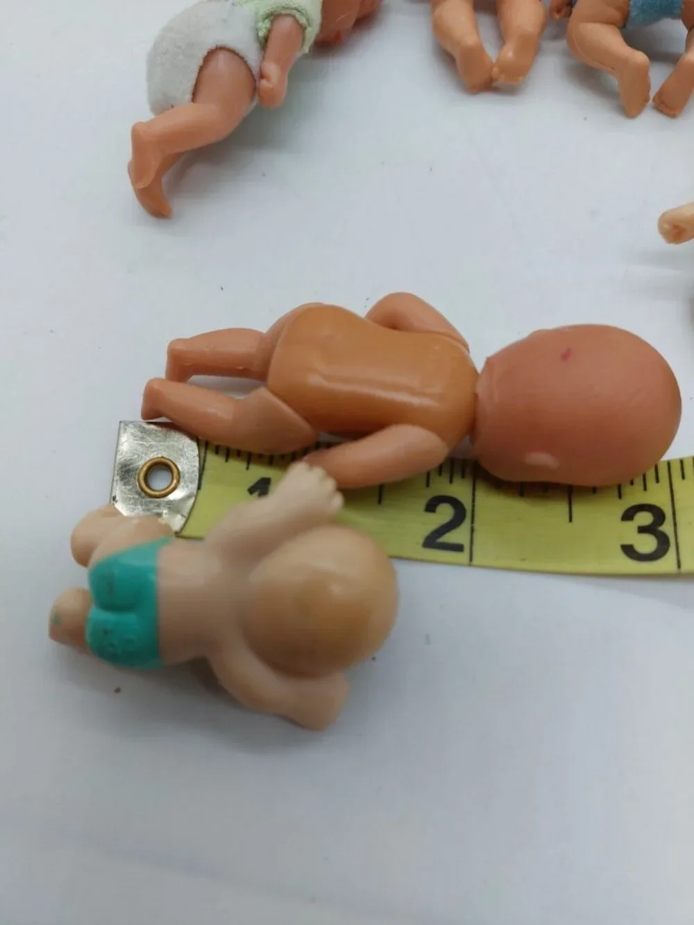 Lot Of Vintage Baby Dolls Various Brands Sizes Years 11 Babies And 1 Babysitter